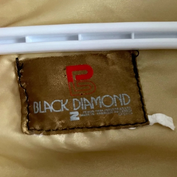 Vintage  Black Diamond Puffer Vest Ladies Size M - Picture 3 of 4